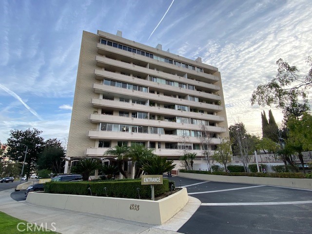 1333 S Beverly Glen #105