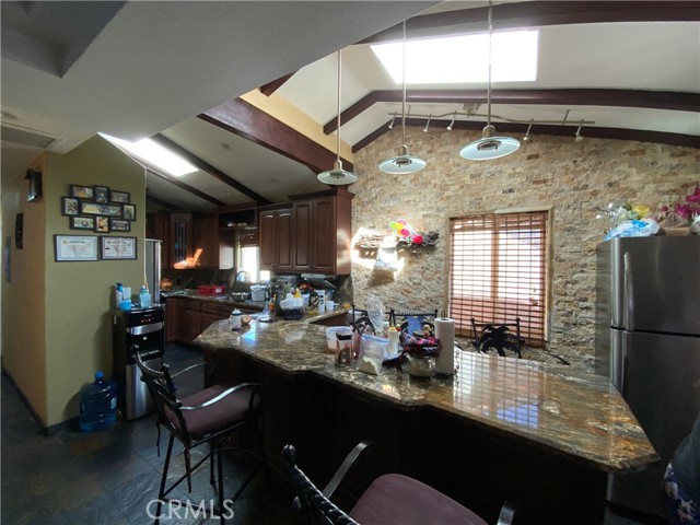 Detail Gallery Image 10 of 19 For 458 W 15th St, San Pedro,  CA 90731 - 3 Beds | 2 Baths