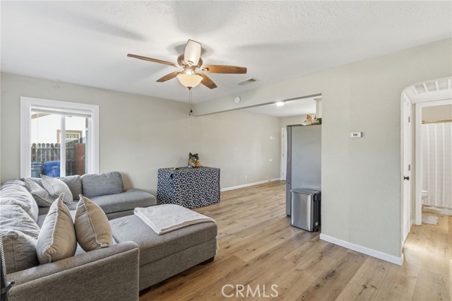 Detail Gallery Image 15 of 22 For 4530 E Mckenzie, Fresno,  CA 93702 - 2 Beds | 1 Baths