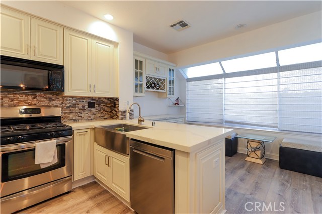 Detail Gallery Image 11 of 27 For 192 Pasto Rico, Rancho Santa Margarita,  CA 92688 - 3 Beds | 3 Baths