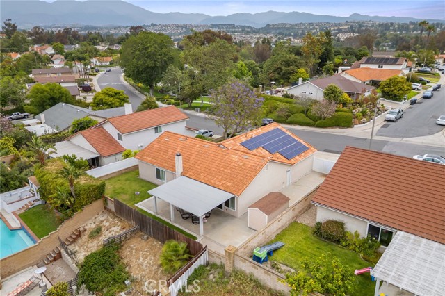 23291 Via Gaudix, Mission Viejo CA: https://media.crmls.org/medias/9b2cf142-d35a-40d8-8766-826fb6179907.jpg