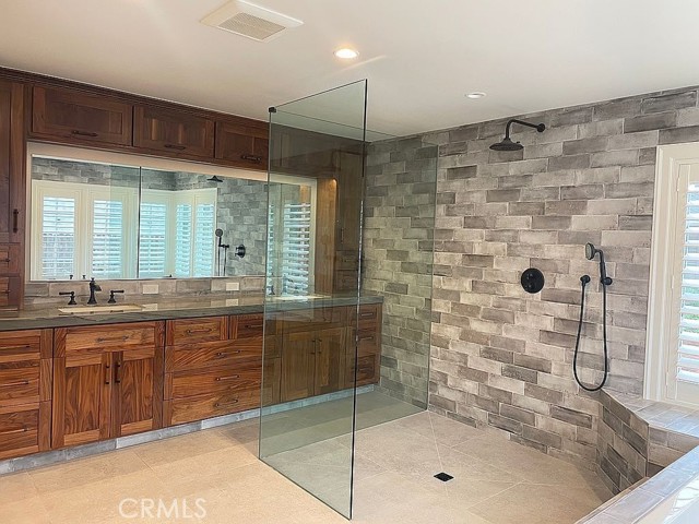 Detail Gallery Image 27 of 37 For 4217 Cedar, Long Beach,  CA 90807 - 4 Beds | 6 Baths