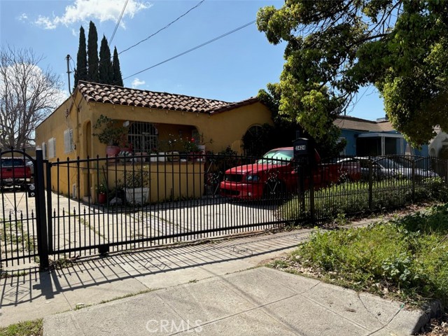 Detail Gallery Image 7 of 8 For 3424 W 71st, Los Angeles,  CA 90043 - 3 Beds | 1 Baths