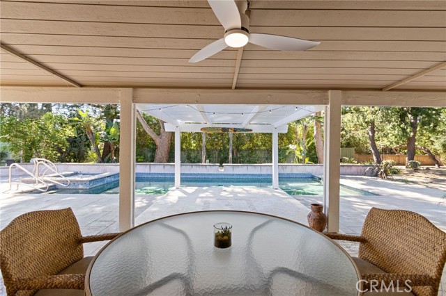 Detail Gallery Image 36 of 48 For 18200 Vintage, Northridge,  CA 91325 - 4 Beds | 3 Baths