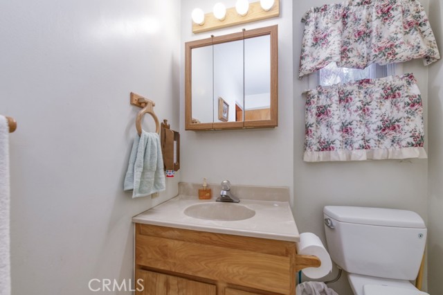 Detail Gallery Image 22 of 38 For 41391 Musick Dr, Shaver Lake,  CA 93664 - 2 Beds | 1 Baths
