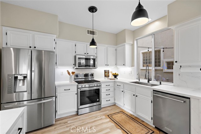 Detail Gallery Image 15 of 39 For 9 Paseo Acebo, Rancho Santa Margarita,  CA 92688 - 4 Beds | 2/1 Baths