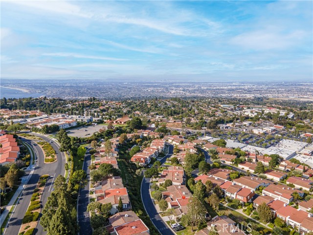 98 Cottonwood Circle, Rolling Hills Estates, California 90274, 3 Bedrooms Bedrooms, ,3 BathroomsBathrooms,Residential,Sold,Cottonwood,SB22075133