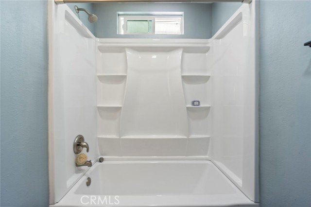 6212 Santa Rita Avenue, Garden Grove CA: https://media.crmls.org/medias/9b31b368-3126-4d8a-8b28-9443ffab3122.jpg
