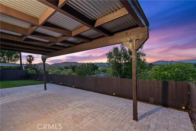 Detail Gallery Image 39 of 72 For 6172 Dalecrest Ave, Woodland Hills,  CA 91367 - 3 Beds | 2 Baths