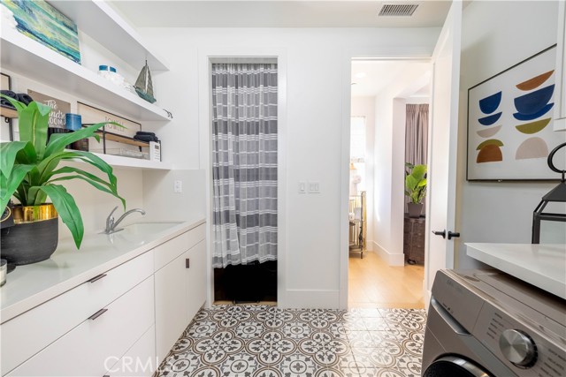 Detail Gallery Image 57 of 71 For 18806 Winnwood, Santa Ana,  CA 92705 - 4 Beds | 4 Baths