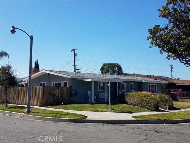 1222 W Roberta Ave, Fullerton, CA 92833