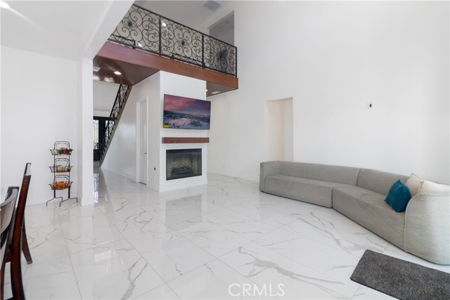 Detail Gallery Image 8 of 53 For 17423 Wicker Way, Riverside,  CA 92504 - 4 Beds | 3/1 Baths