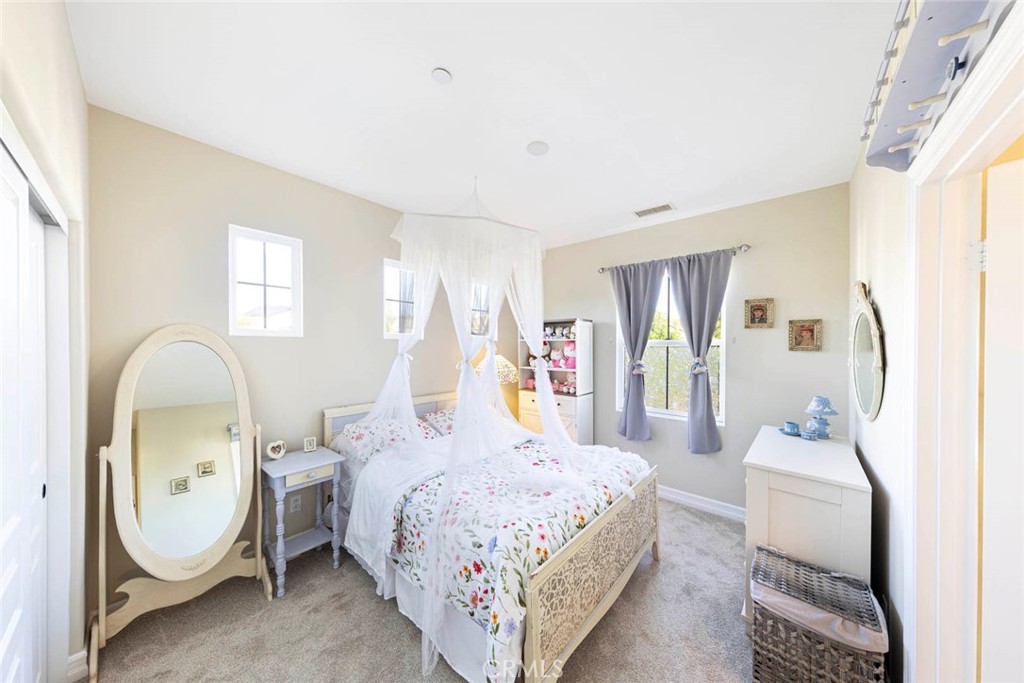 MLS #OC25172072 img 22