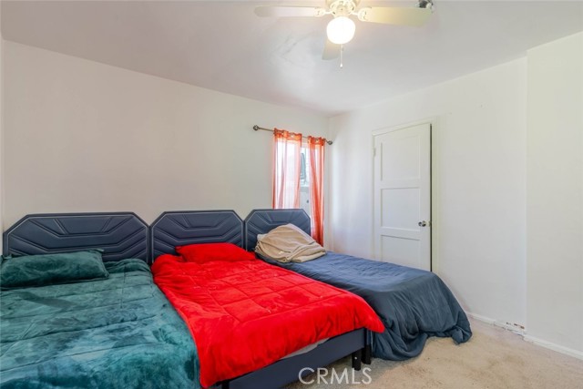 Detail Gallery Image 13 of 41 For 44632 Fern Ave, Lancaster,  CA 93534 - 5 Beds | 3 Baths