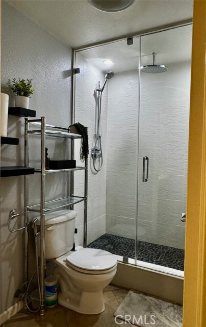 Detail Gallery Image 16 of 36 For 7320 Hawthorn #106 Ave #106,  Los Angeles,  CA 90046 - 2 Beds | 2 Baths