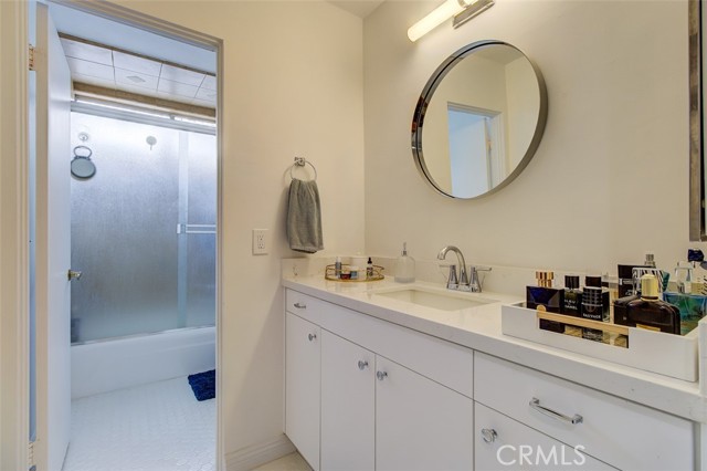 Detail Gallery Image 18 of 33 For 5454 Zelzah Ave #315,  Encino,  CA 91316 - 2 Beds | 2 Baths