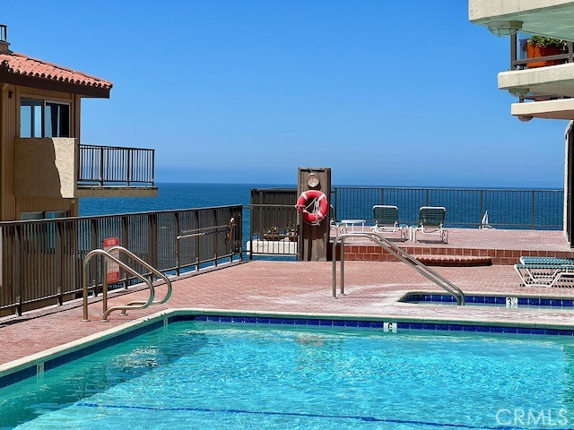 531 Esplanade, Redondo Beach, California 90277, 2 Bedrooms Bedrooms, ,2 BathroomsBathrooms,Residential,Sold,Esplanade,SB22172842