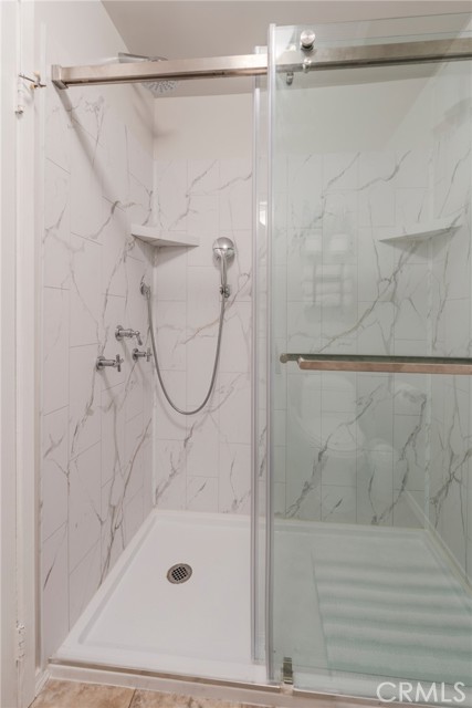 Detail Gallery Image 16 of 24 For 950 N Kings Rd #245,  West Hollywood,  CA 90069 - 1 Beds | 1 Baths