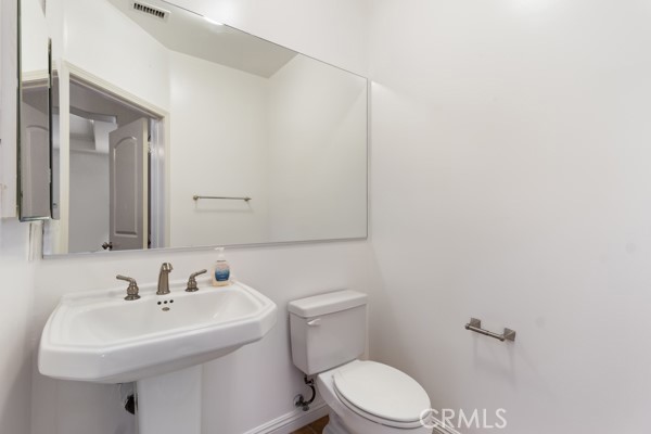 Detail Gallery Image 14 of 34 For 14535 Margate St #15,  Sherman Oaks,  CA 91411 - 3 Beds | 2/1 Baths