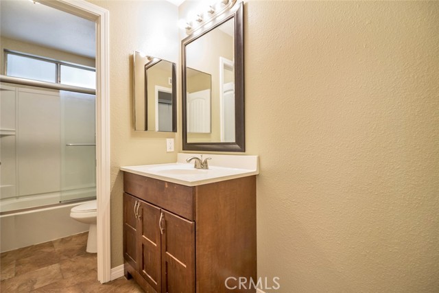 Detail Gallery Image 22 of 24 For 4501 Pinyon Tree Ln, Irvine,  CA 92612 - 4 Beds | 3/1 Baths