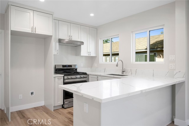 Detail Gallery Image 8 of 14 For 417 Riverdale Dr 415c,  Glendale,  CA 91204 - 1 Beds | 1 Baths