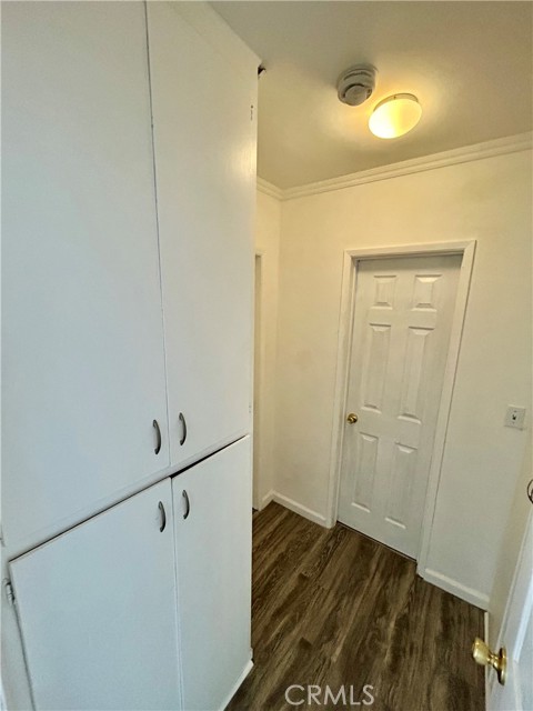 Detail Gallery Image 7 of 14 For 14823 Gilmore 106w,  Van Nuys,  CA 91411 - 1 Beds | 1 Baths