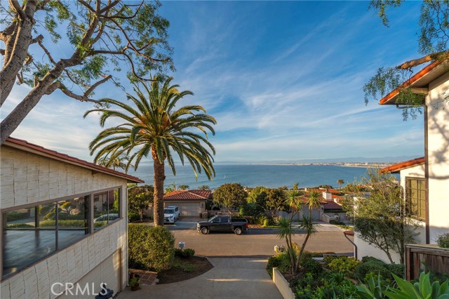 536 Via Almar, Palos Verdes Estates, California 90274, 3 Bedrooms Bedrooms, ,2 BathroomsBathrooms,Residential,For Sale,Via Almar,PV25038617