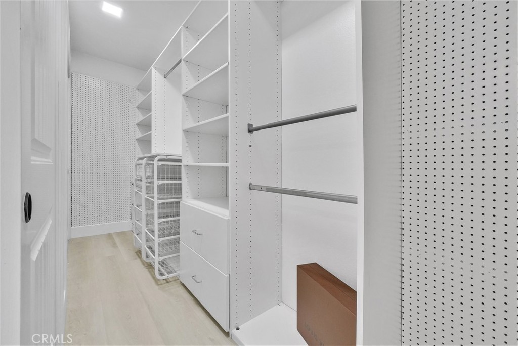 MLS #OC25267868 image #38