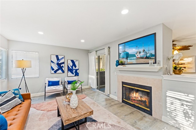Detail Gallery Image 4 of 39 For 54 Corniche Dr #B,  Dana Point,  CA 92629 - 2 Beds | 2 Baths