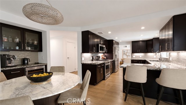 22828 Hartland Street photo 12