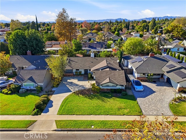 Detail Gallery Image 33 of 35 For 9207 Whitaker Ave, Northridge,  CA 91343 - 4 Beds | 2 Baths