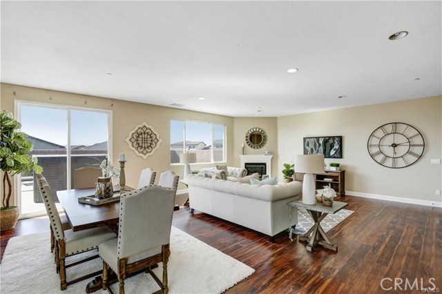 Detail Gallery Image 7 of 27 For 34929 Sage Canyon Ct, Winchester,  CA 92596 - 3 Beds | 2/1 Baths