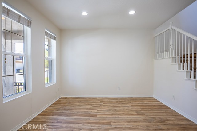 23857 Rio Rancho Way, Valencia CA: https://media.crmls.org/medias/9b3a5bf3-dfeb-454c-875b-3190b9347a99.jpg