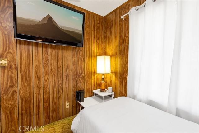 Detail Gallery Image 11 of 32 For 2038 Marigold, Pomona,  CA 91767 - 4 Beds | 2 Baths