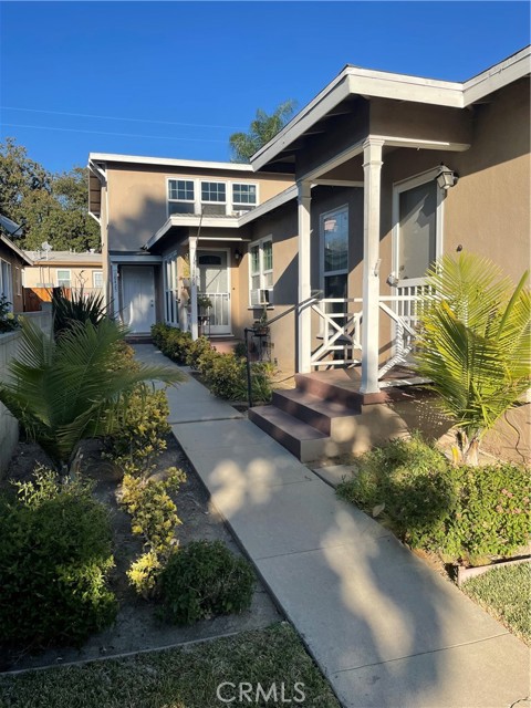 10421 Floral Dr, Whittier, CA 90606