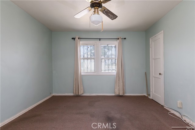 10314 S Wilton Place, Los Angeles CA: https://media.crmls.org/medias/9b3b2669-ab19-462b-8d13-6a858bc449e9.jpg