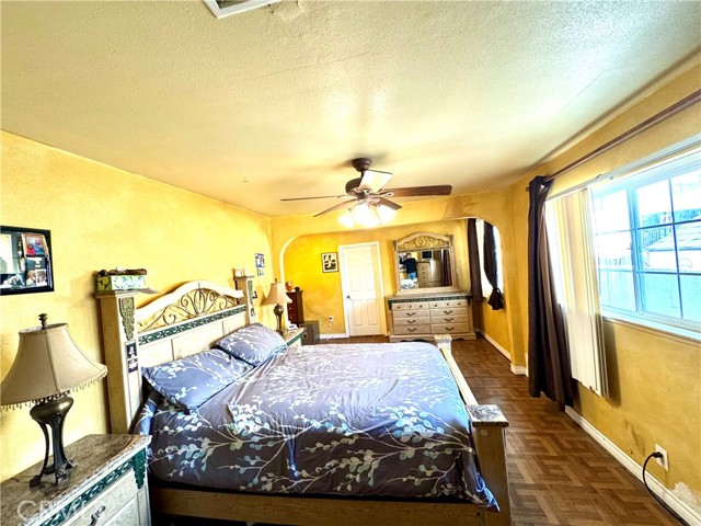 Detail Gallery Image 14 of 24 For 10811 Milano Ave, Norwalk,  CA 90650 - 4 Beds | 2 Baths