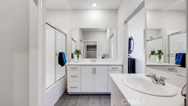 Detail Gallery Image 15 of 18 For 65244 Avenida De Paz, Desert Hot Springs,  CA 92240 - 4 Beds | 3 Baths