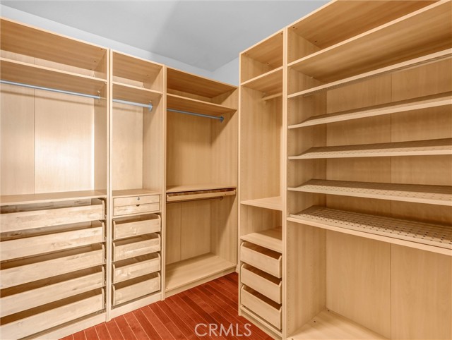 Detail Gallery Image 22 of 32 For 801 S Grand Ave #1812,  Los Angeles,  CA 90017 - 2 Beds | 2 Baths