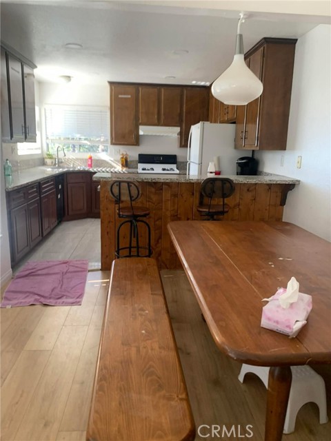 Detail Gallery Image 4 of 6 For 32490 Scandia Dr, Running Springs,  CA 92382 - 3 Beds | 3 Baths