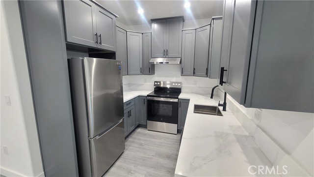 Detail Gallery Image 10 of 23 For 1605 Santa Ana St #B,  Anaheim,  CA 92805 - 2 Beds | 2 Baths