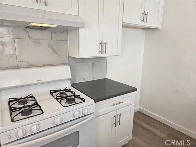 Detail Gallery Image 4 of 32 For 364 S Sierra Madre #370 1/2,  Pasadena,  CA 91107 - 1 Beds | 1 Baths