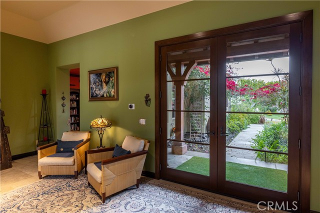 Detail Gallery Image 6 of 67 For 18917 Carmel Crest Dr, Tarzana,  CA 91356 - 5 Beds | 5 Baths