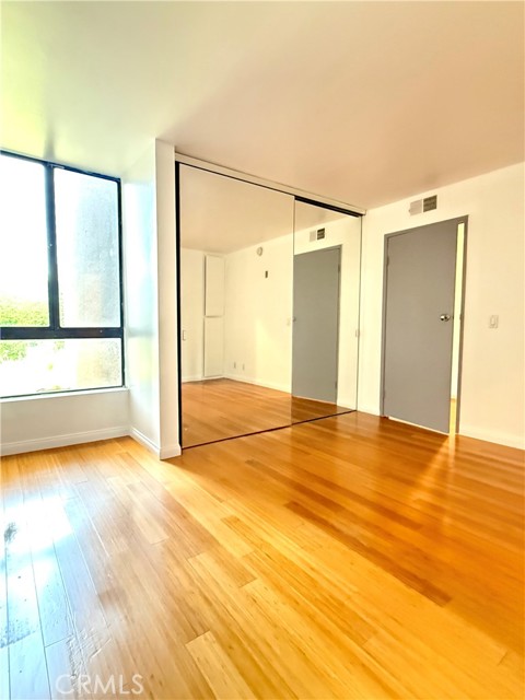 Detail Gallery Image 12 of 23 For 7826 Topanga Canyon, Canoga Park,  CA 91304 - 2 Beds | 2 Baths