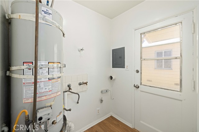 Detail Gallery Image 8 of 29 For 45110 Elm Ave, Lancaster,  CA 93534 - – Beds | – Baths