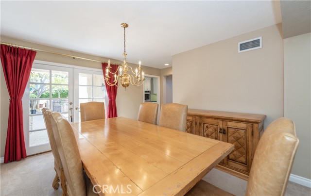 9 Sunrise, Irvine CA: https://media.crmls.org/medias/9b42ab0c-d84c-417b-ab45-99d723f0cae0.jpg