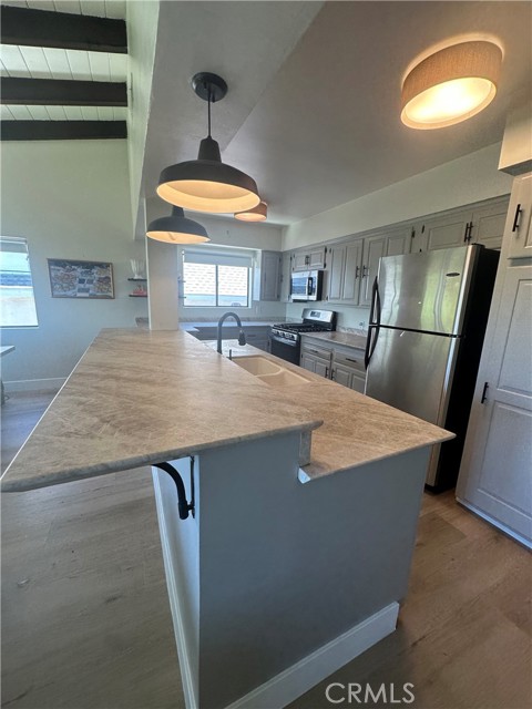23715 Valley View Road, Calabasas CA: https://media.crmls.org/medias/9b432f28-754d-40ed-a3a0-1782ae4befd1.jpg