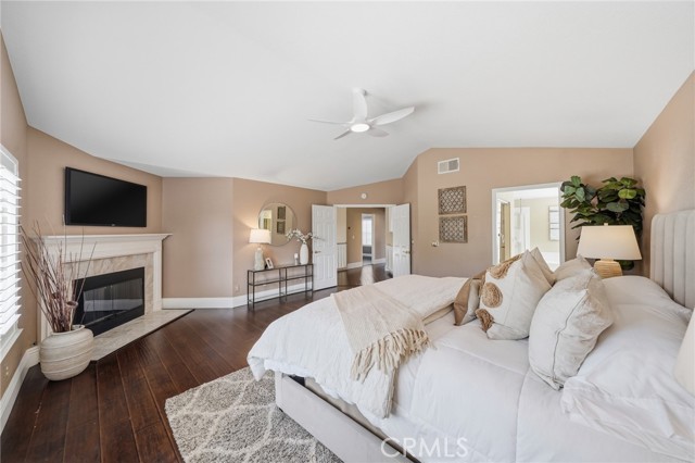 17350 Summer Oak Pl, Yorba Linda CA: https://media.crmls.org/medias/9b435141-63e7-410d-aad7-f10b80d0ba20.jpg