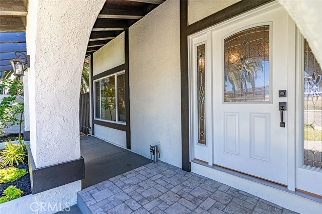 Detail Gallery Image 4 of 65 For 1350 S Ashington Ln, Anaheim,  CA 92804 - 4 Beds | 3 Baths