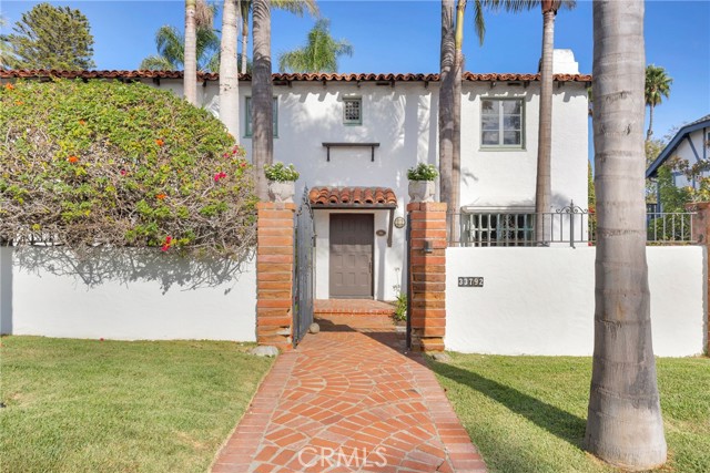 33792 Blue Lantern Street, Dana Point CA: https://media.crmls.org/medias/9b43c798-e7ab-404f-863a-0a09dbdfd522.jpg